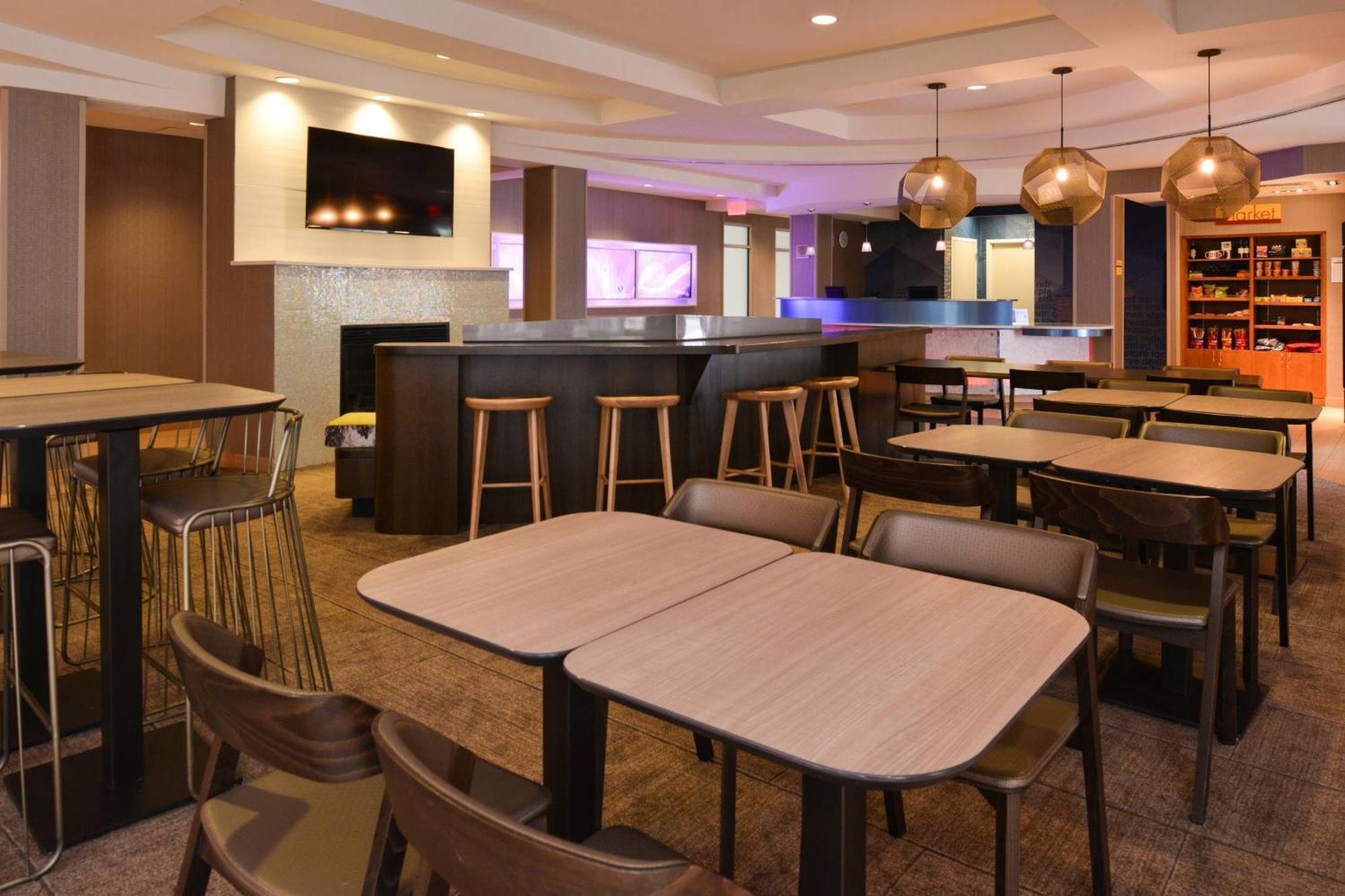Springhill Suites By Marriott Detroit Metro Airport Romulus Esterno foto