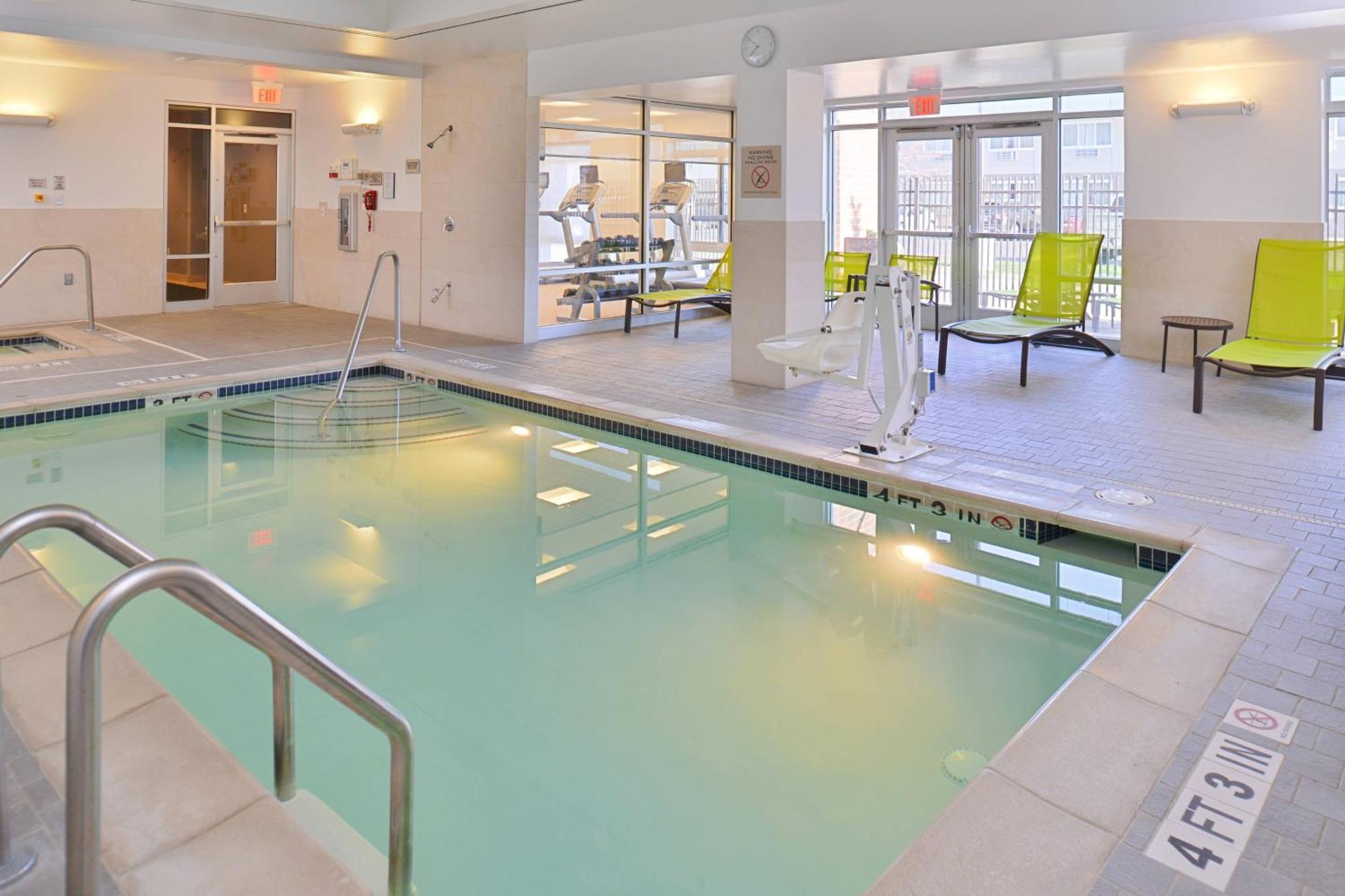 Springhill Suites By Marriott Detroit Metro Airport Romulus Esterno foto